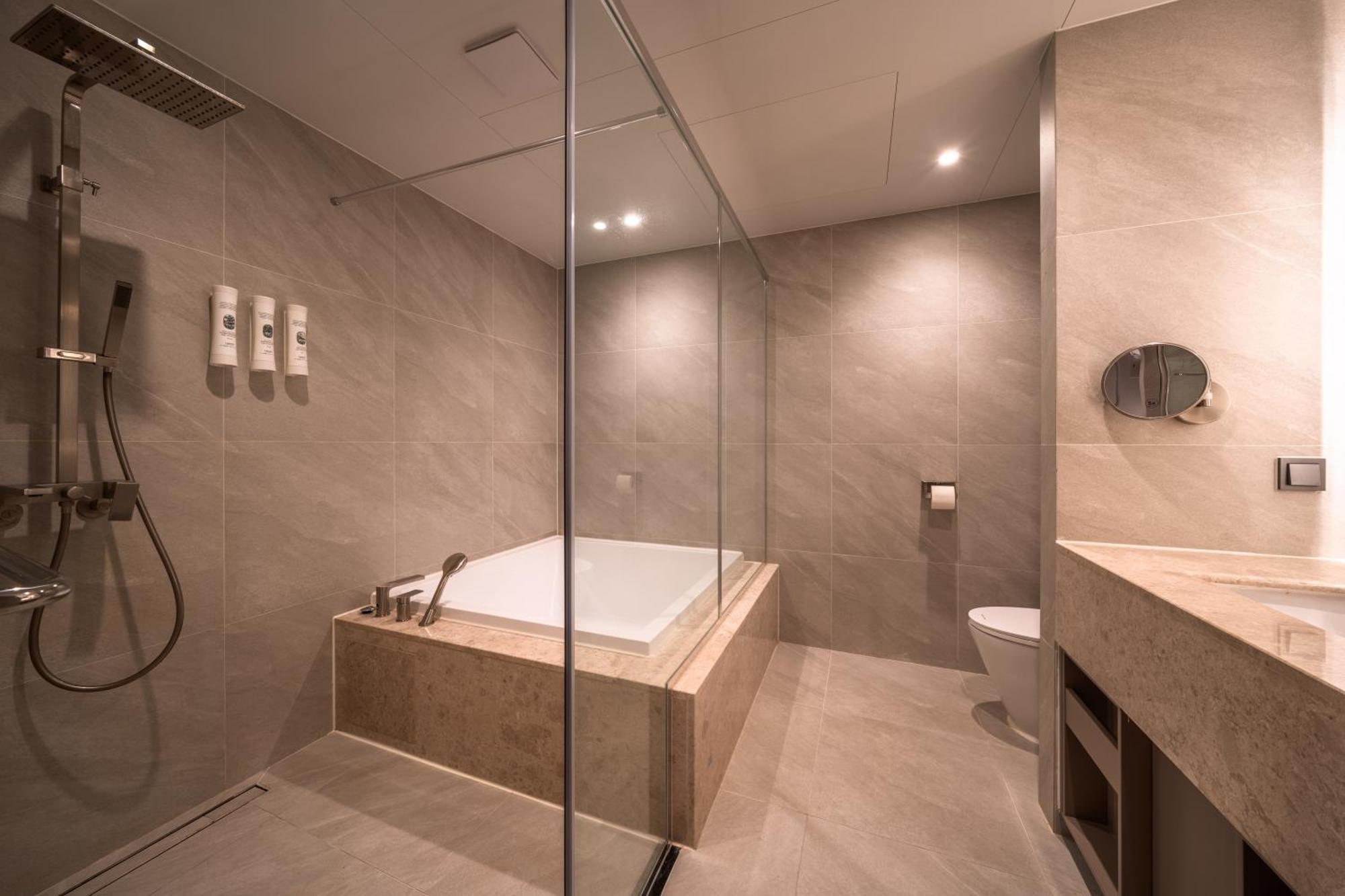 Comfort Inn Yeouido Seoul Exterior photo